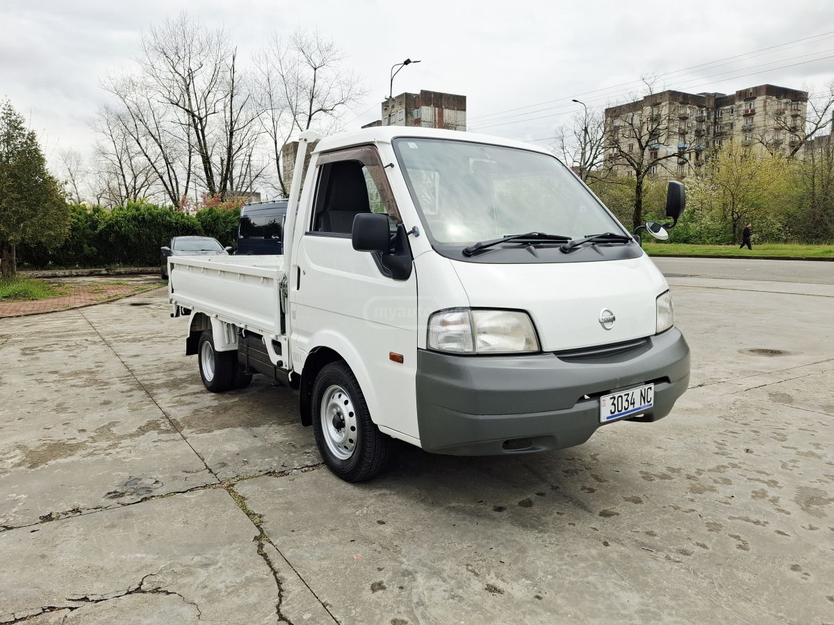 Nissan Vanette