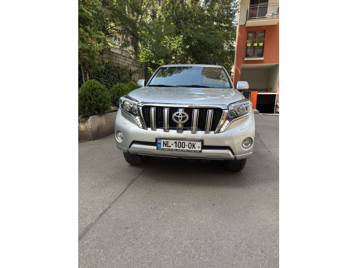 Toyota Land Cruiser Prado