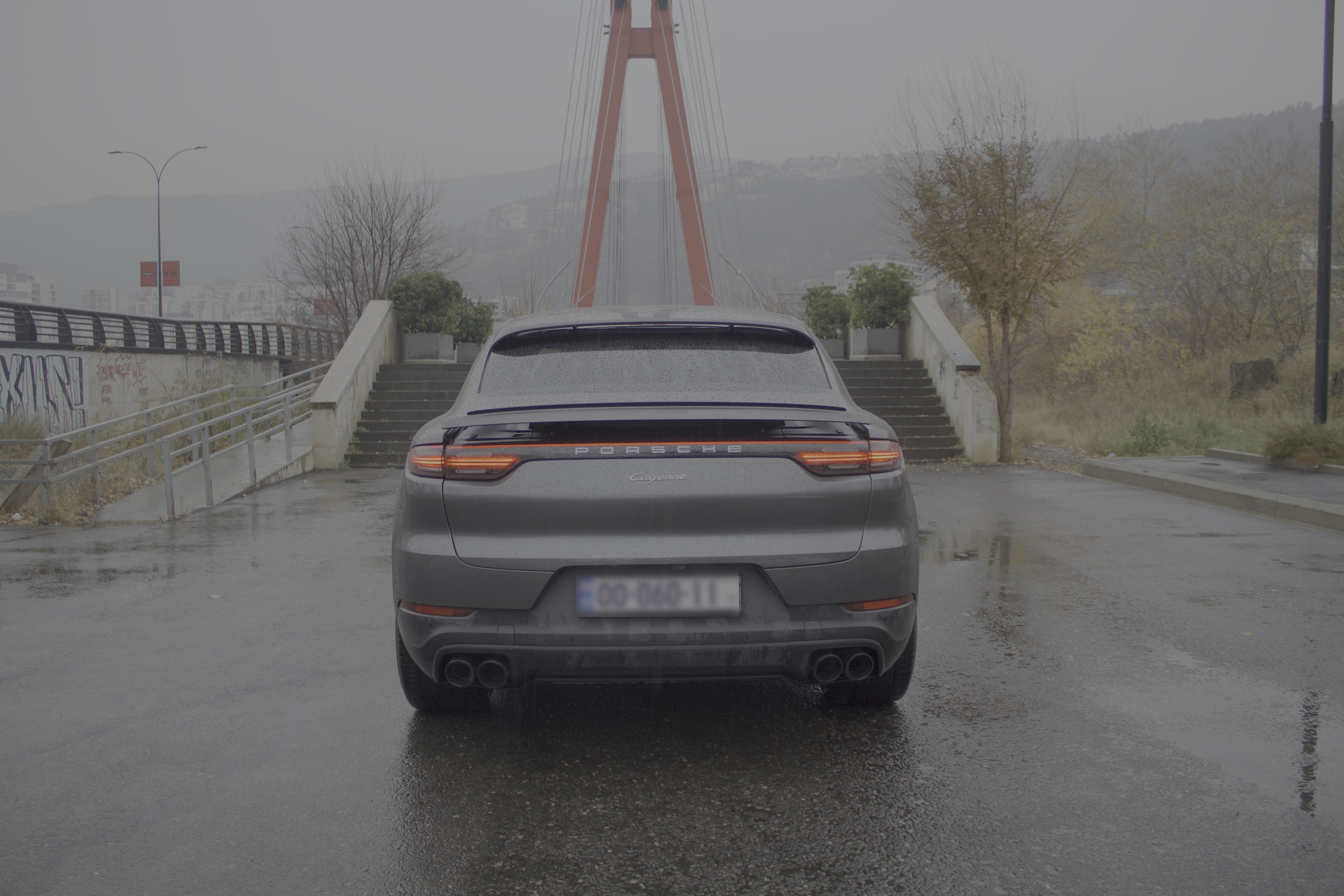 Porsche Cayenne 2020 — photo 2