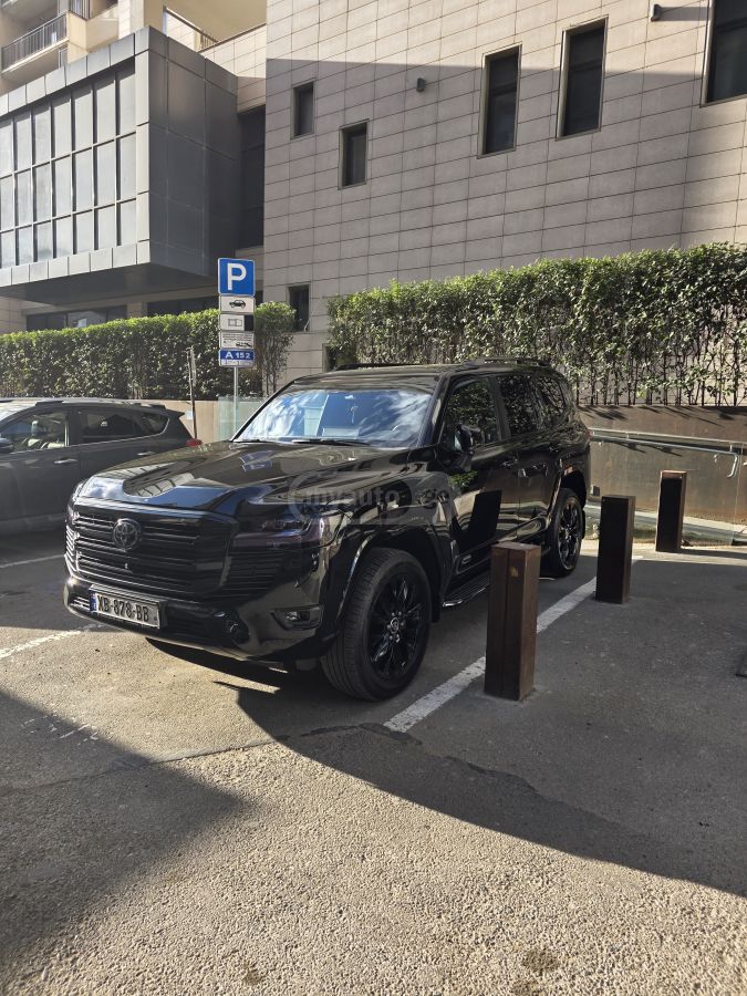 Toyota Land Cruiser 2024 — photo 2