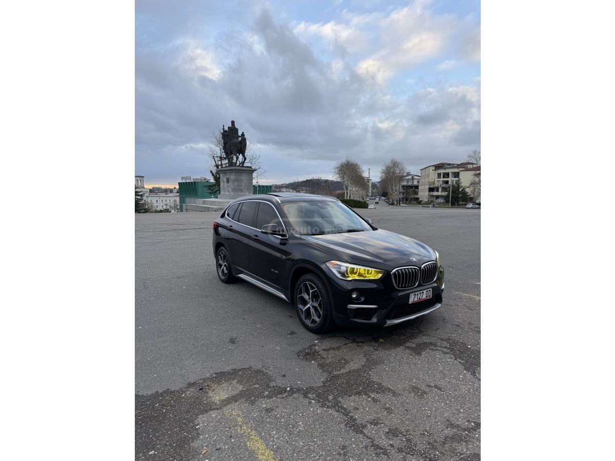 BMW X1 2016 — photo 2