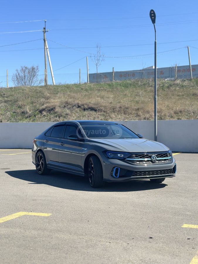 Volkswagen Jetta 2023 — photo 2