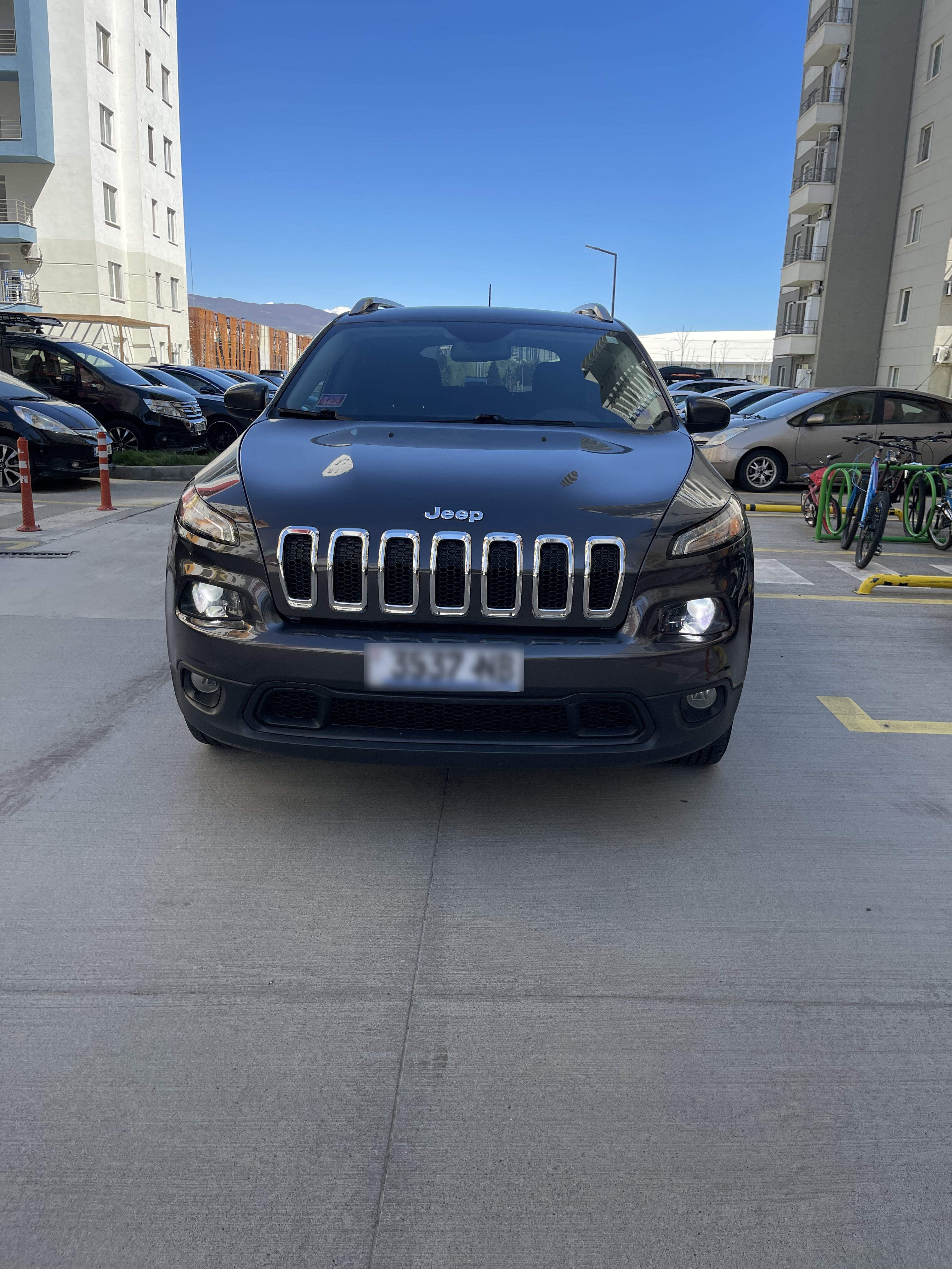 Jeep Cherokee