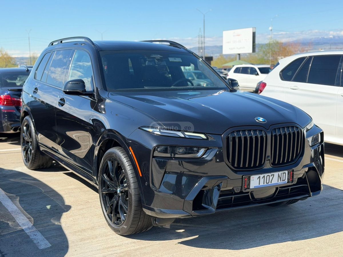 BMW X7 2023 — photo 2