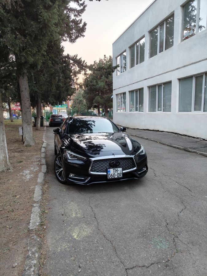 Infiniti Q 60