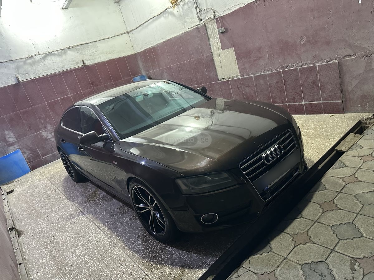 Audi A5 2013 — photo 2