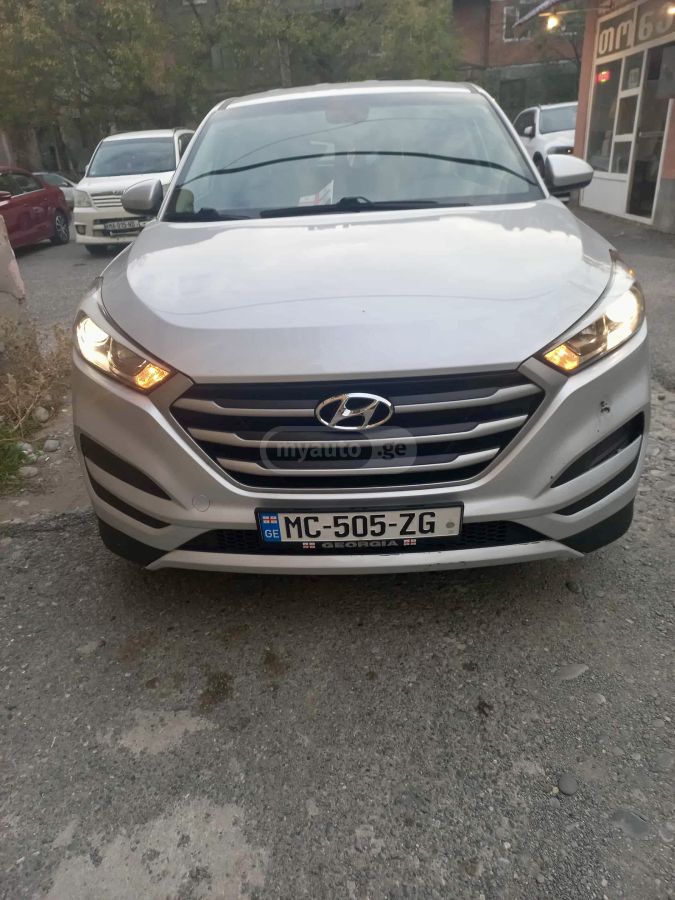 Hyundai Tucson