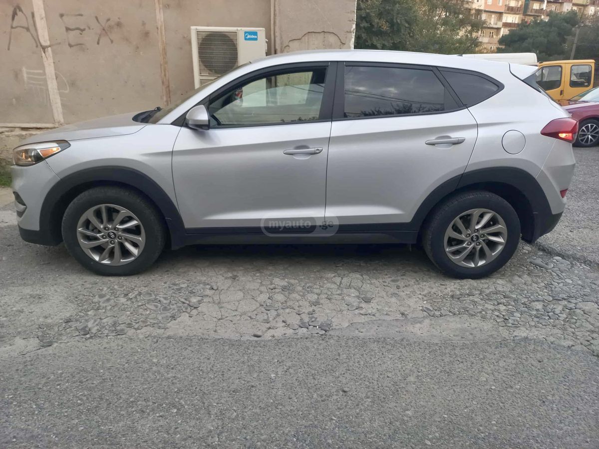 Hyundai Tucson 2018 — photo 2