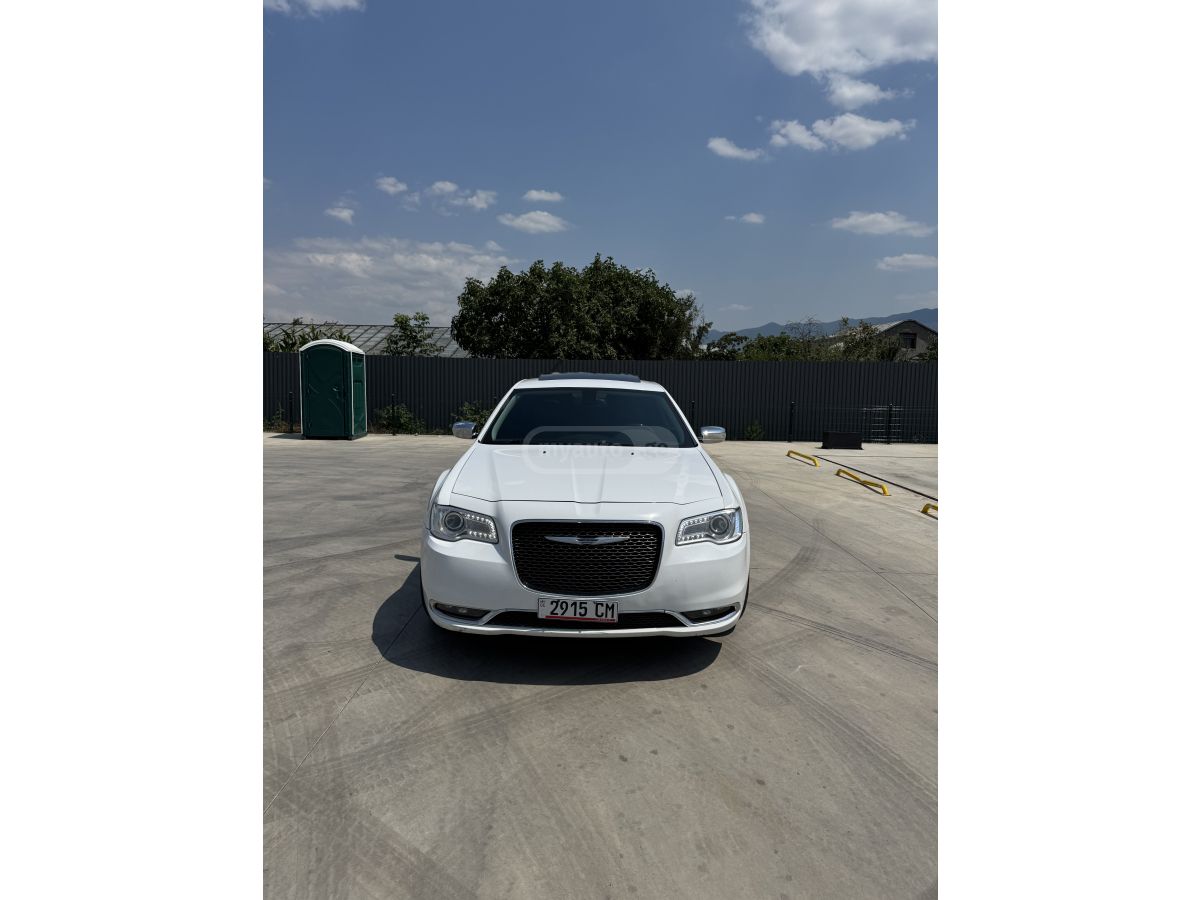 Chrysler 300 2016 — photo 2
