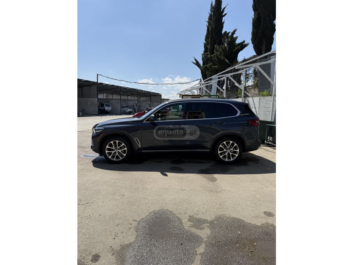 BMW X5 2020 — photo 2
