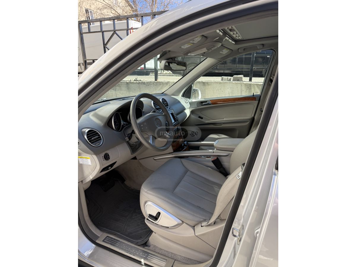 Mercedes-Benz ML 350 2006 — photo 2