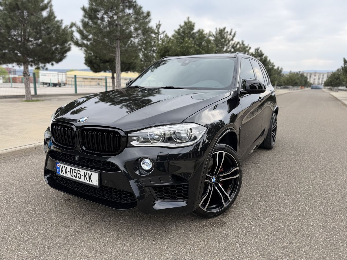 BMW X5 2016 — photo 2