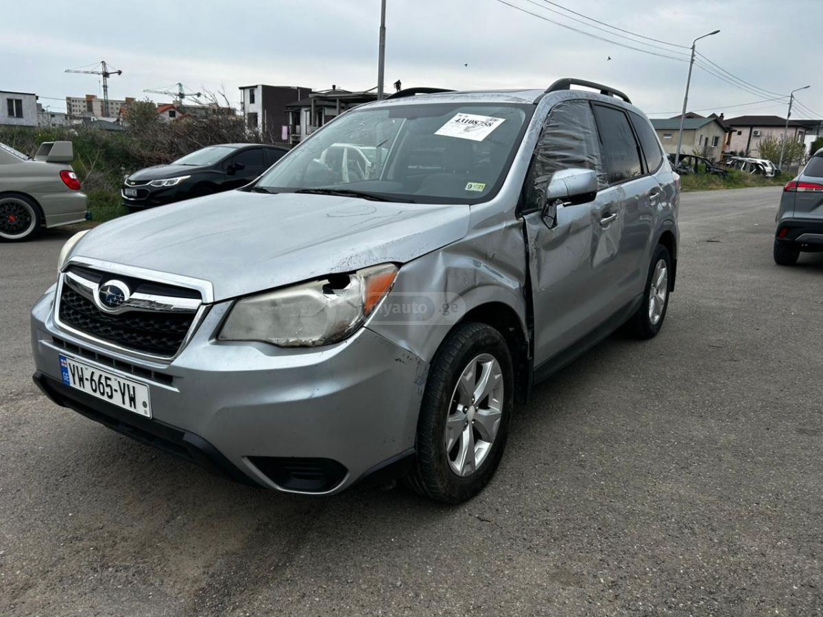 Subaru Forester 2015 — photo 2