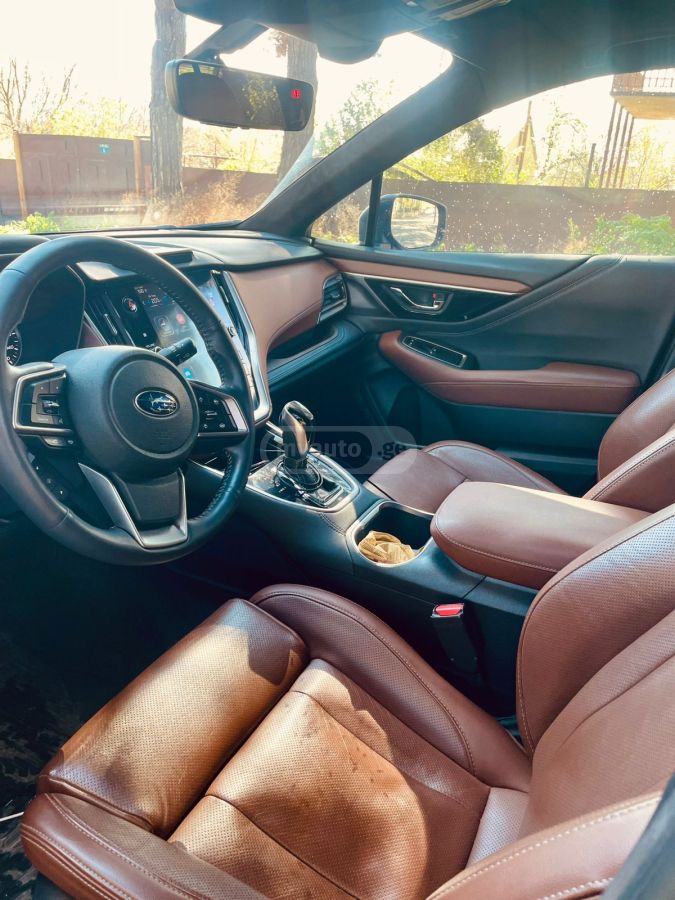 Subaru Outback 2021 — photo 2