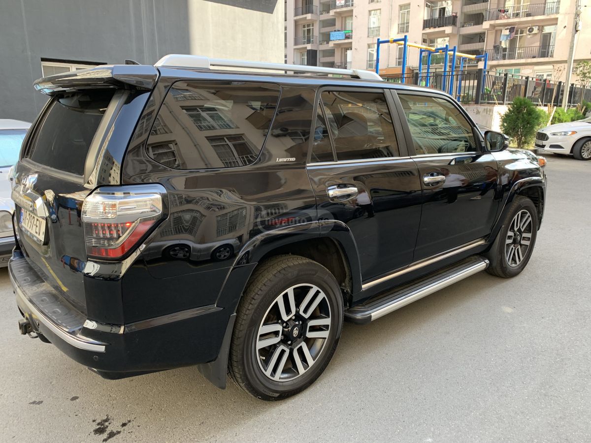 Toyota 4Runner 2020 — photo 2