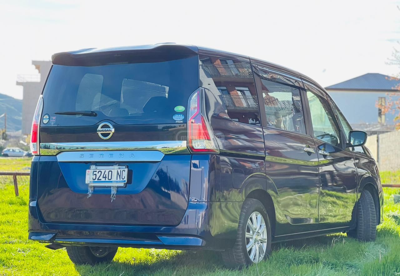 Nissan Serena 2017 — photo 2