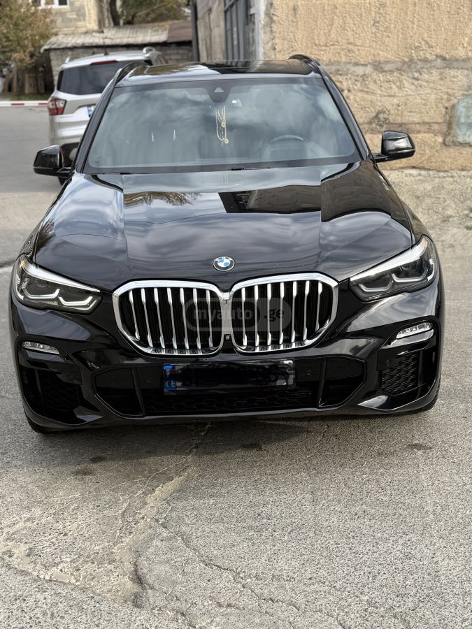 BMW X5 2019 — photo 2