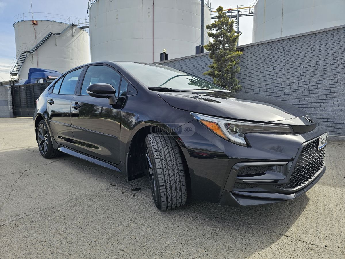 Toyota Corolla 2024 — photo 2