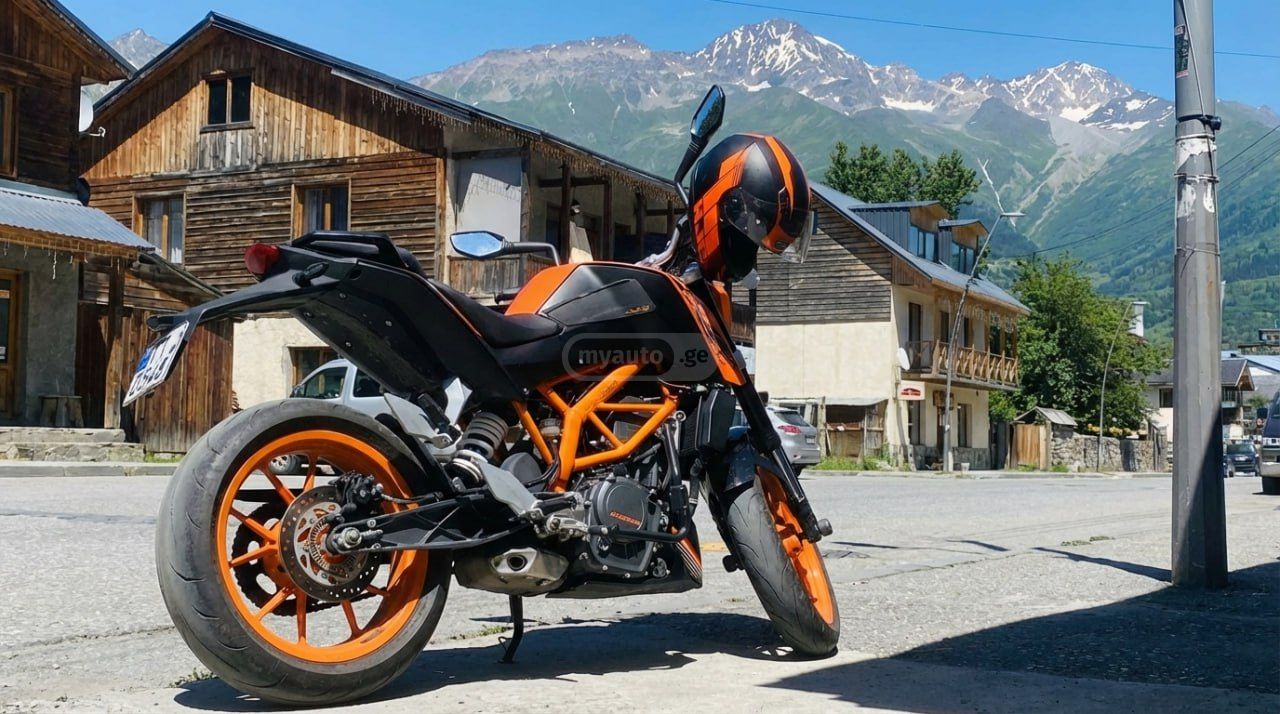 KTM 390 Duke 2016 — photo 2