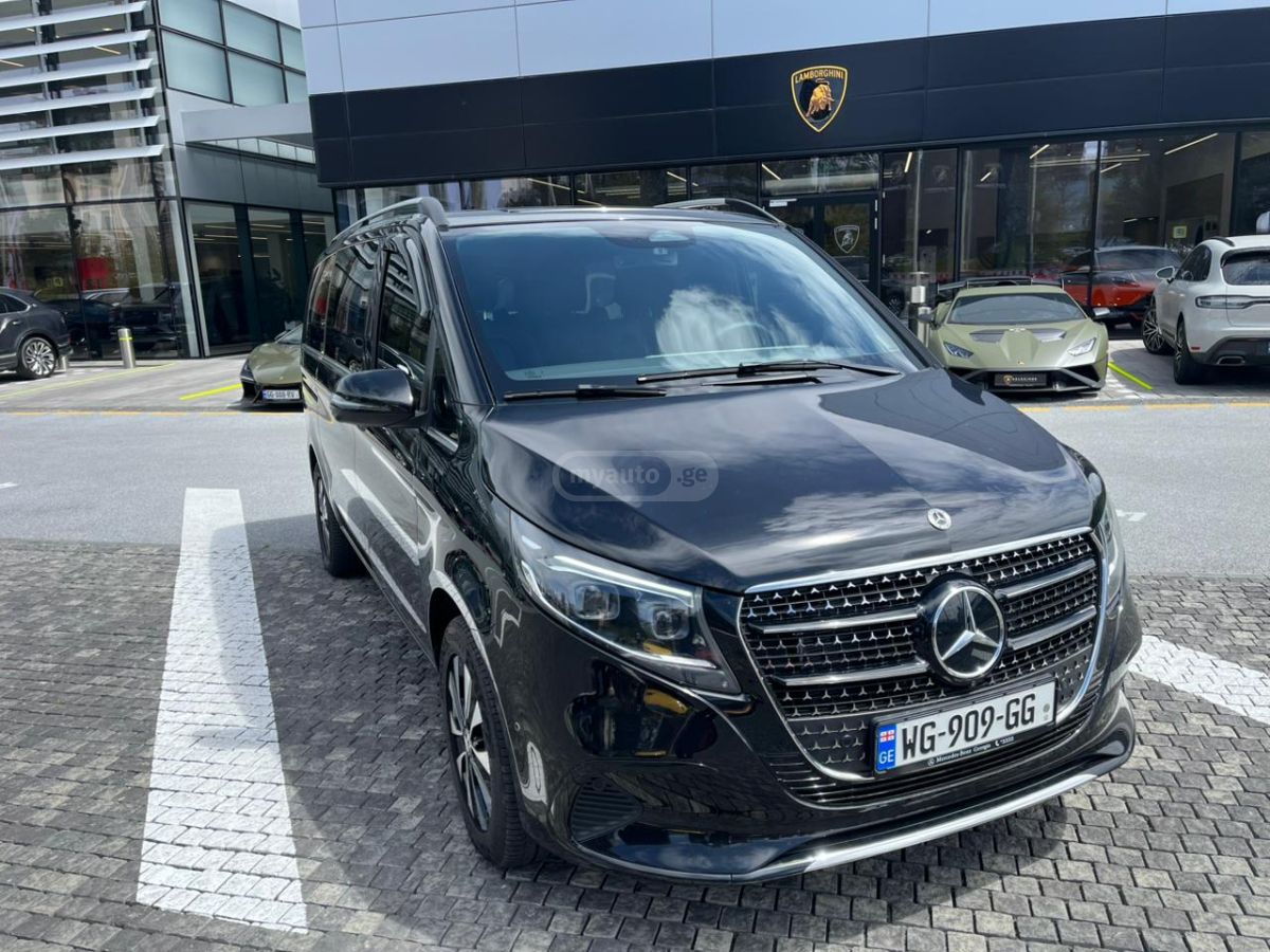 Mercedes-Benz V 300 2025 — photo 2
