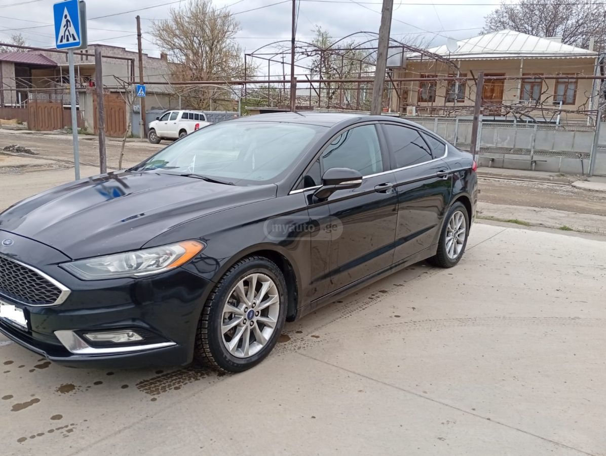 Ford Fusion 2017 — photo 2