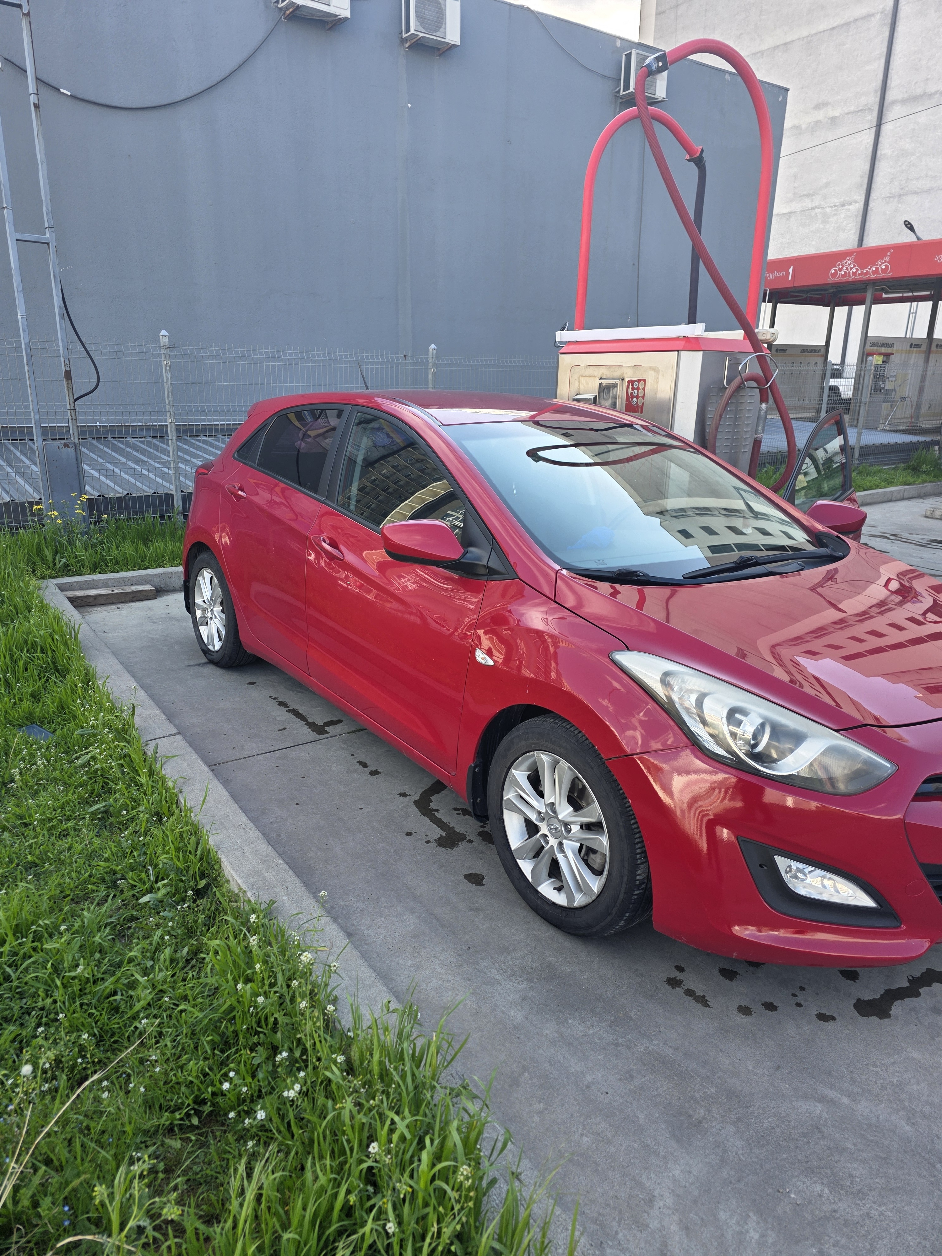 Hyundai i 30 2014 — photo 2