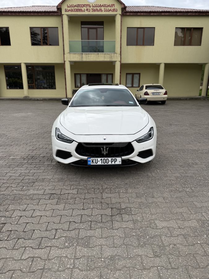 Maserati Ghibli 2014 — photo 2