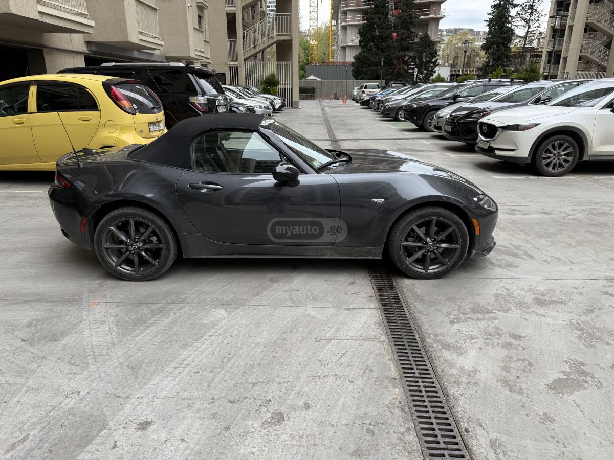 Mazda MX-5