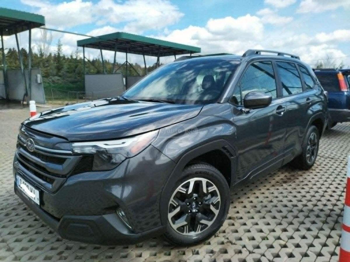 Subaru Forester 2024 — photo 2