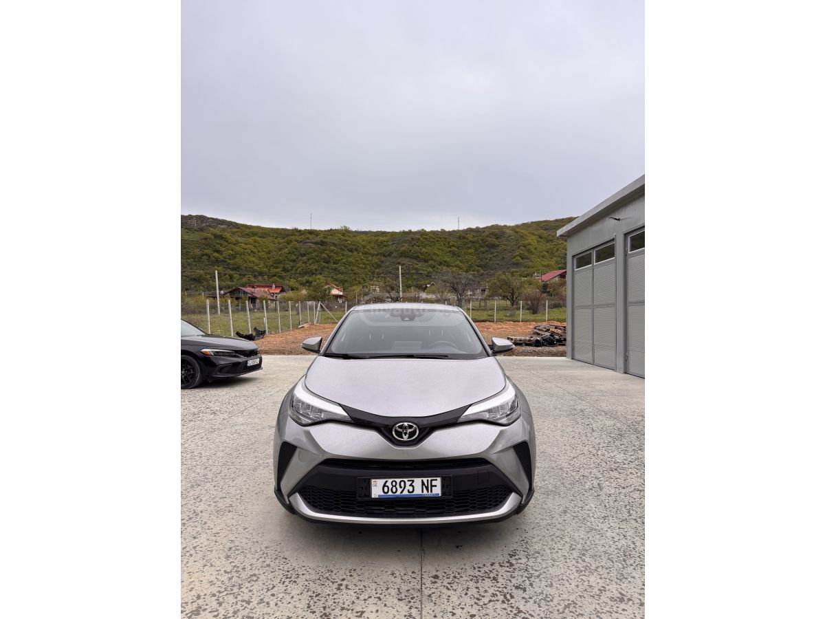 Toyota CHR 2020 — photo 2