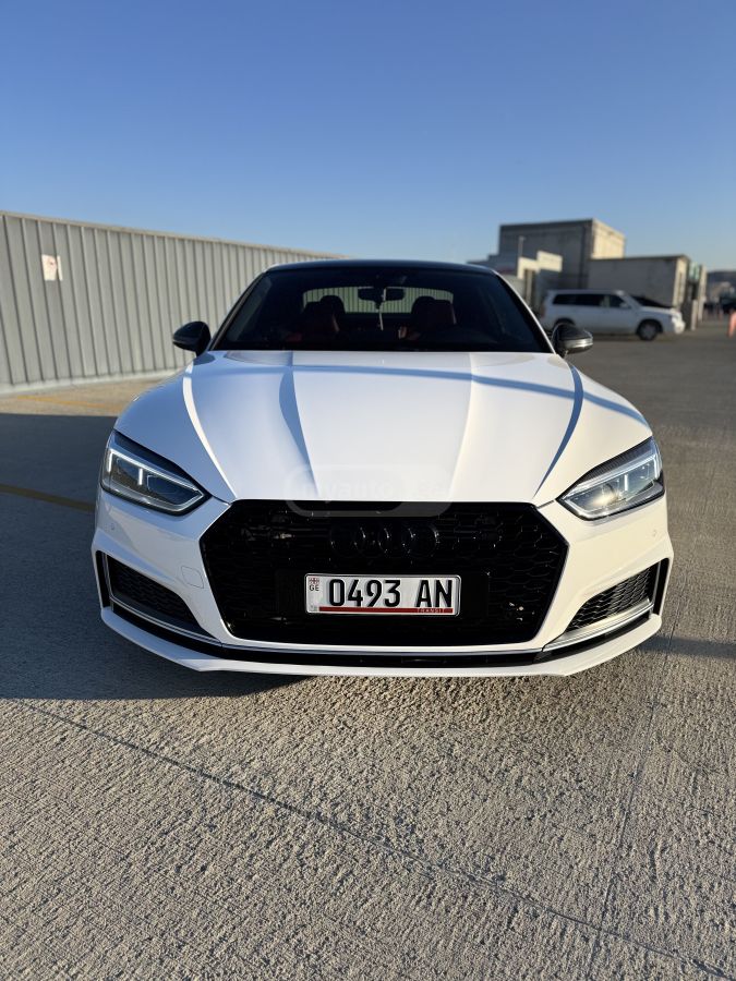 Audi S5 2018 — photo 2