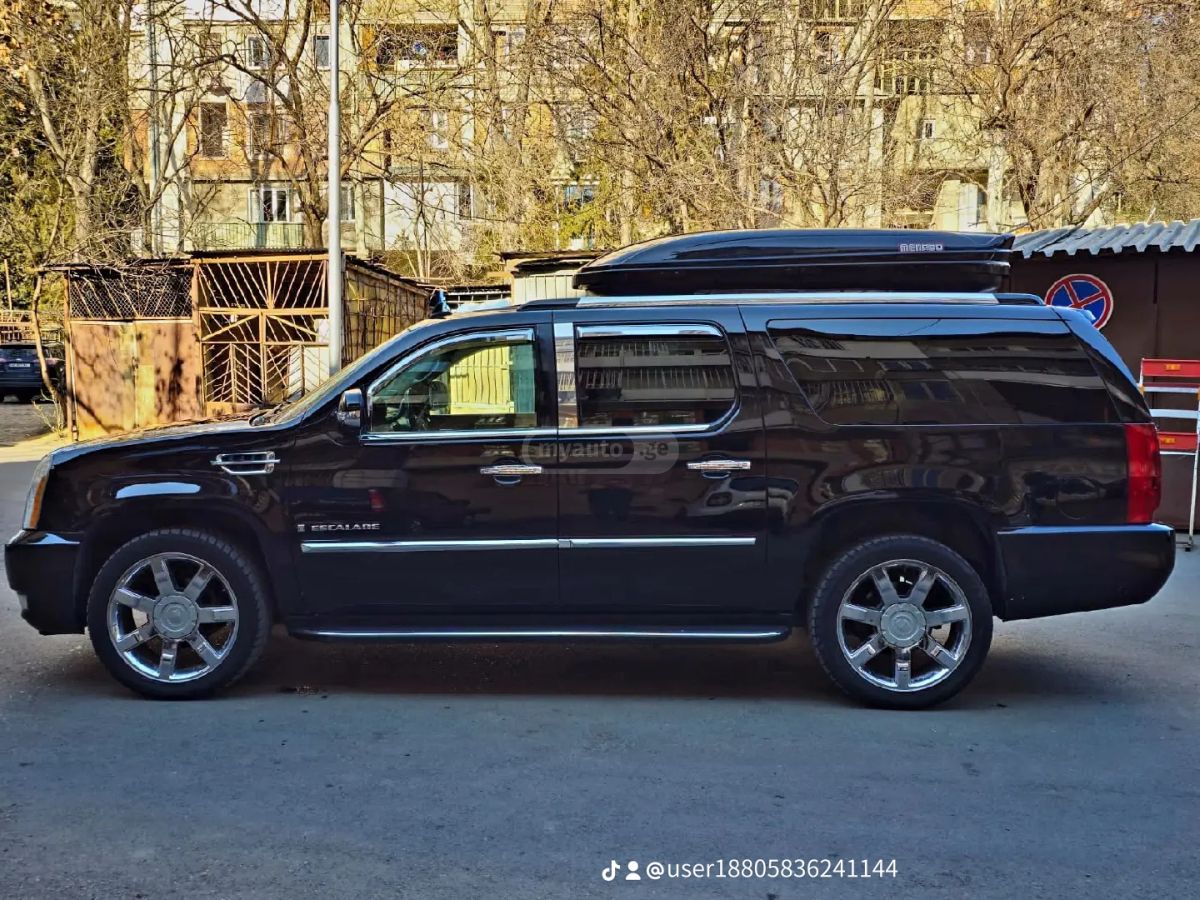 Cadillac Escalade 2007 — photo 2