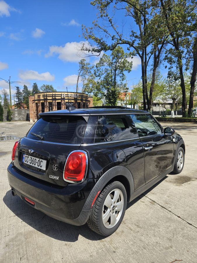 Mini Cooper 2016 — photo 2