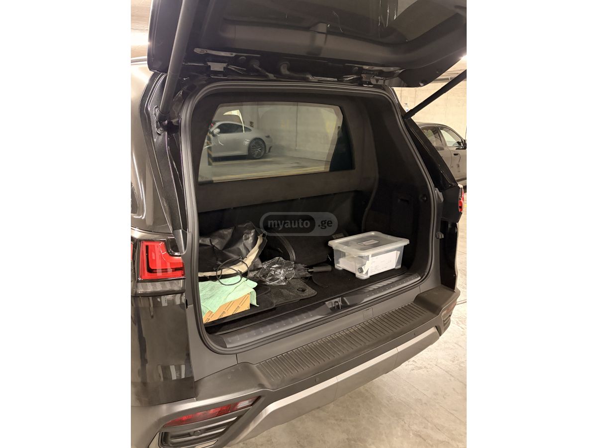 Lexus LX 600 2024 — photo 2