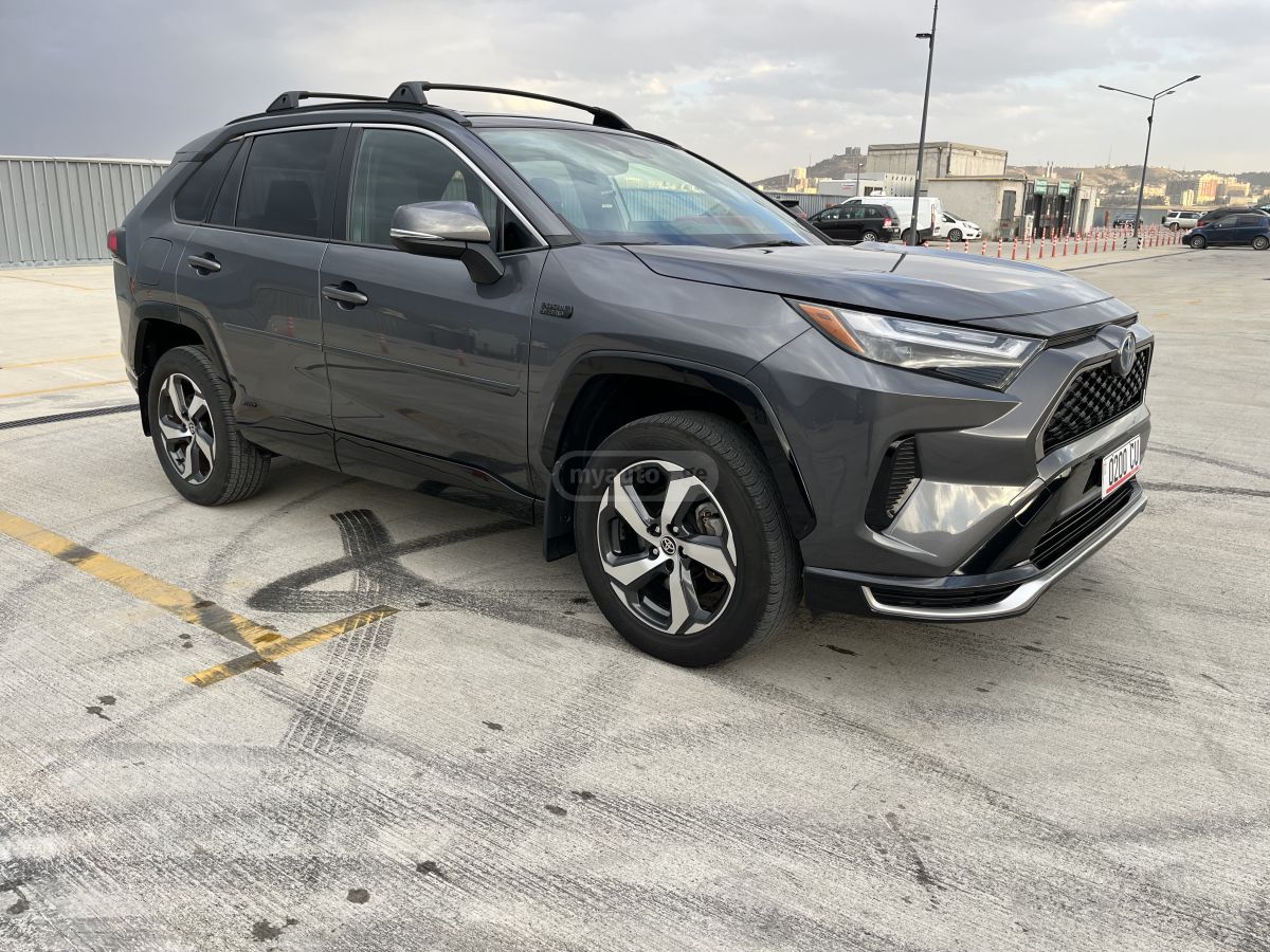 Toyota RAV4 2022 — photo 2