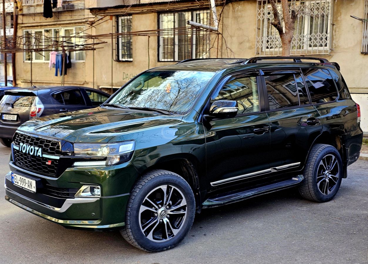 Toyota Land Cruiser 2009 — photo 2
