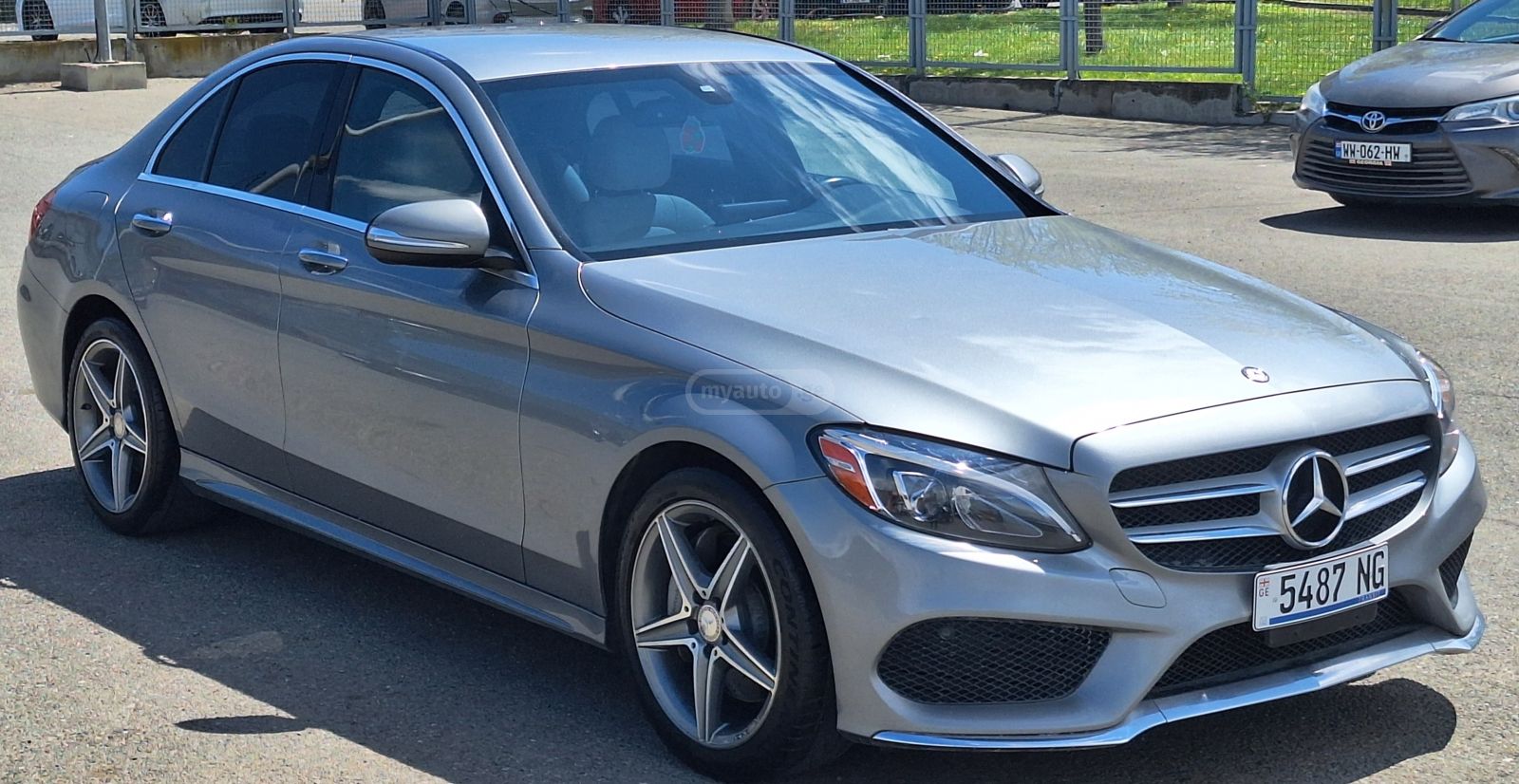 Mercedes-Benz C 300 2015 — photo 2