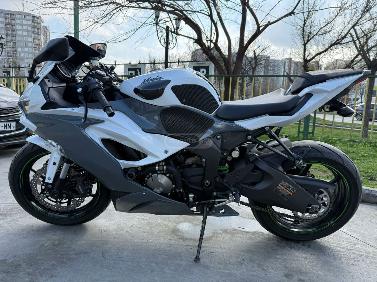 Kawasaki ZX-6 Ninja 2021 — photo 2