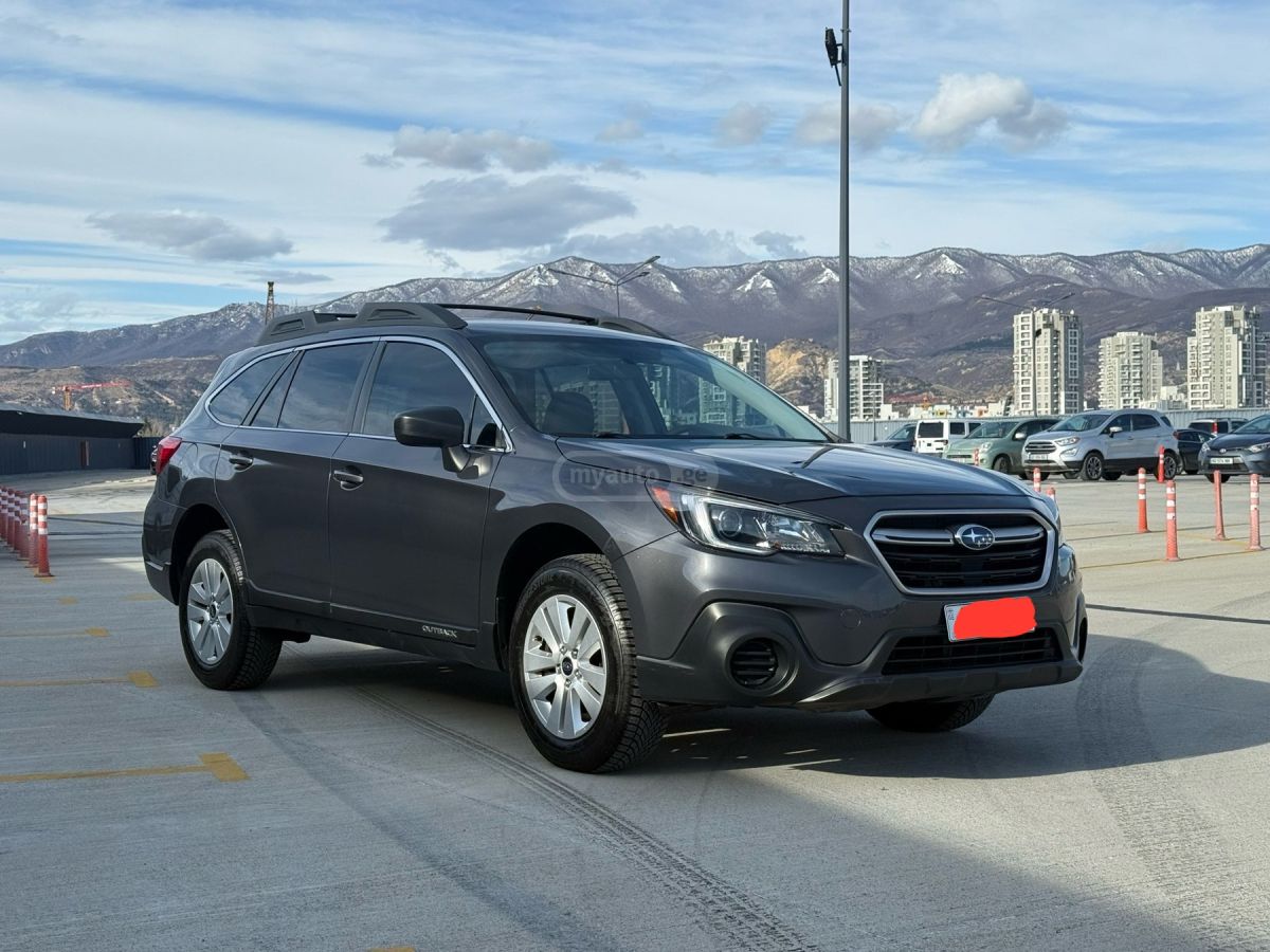Subaru Outback 2017 — photo 2