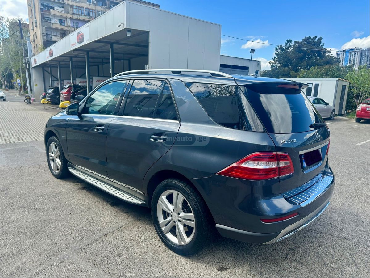 Mercedes-Benz ML 350
