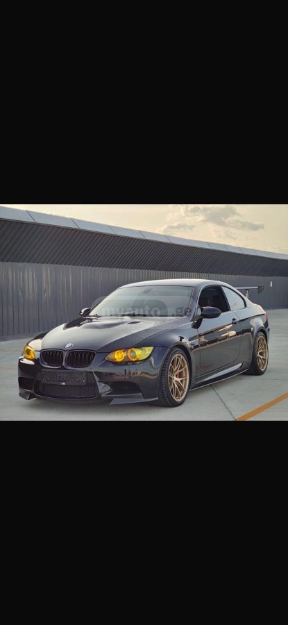 BMW M3 2010 — photo 2