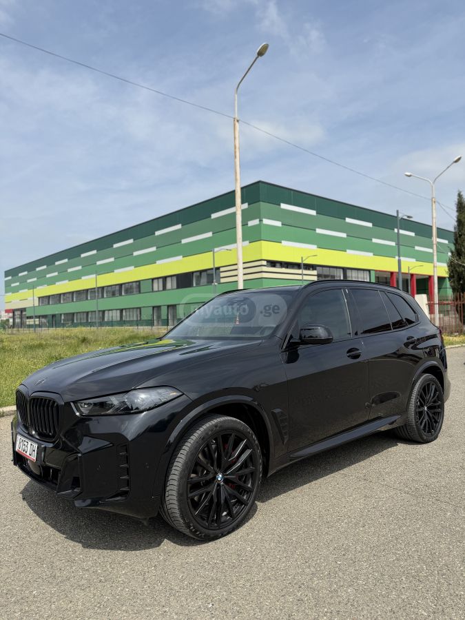 BMW X5 2025 — photo 2