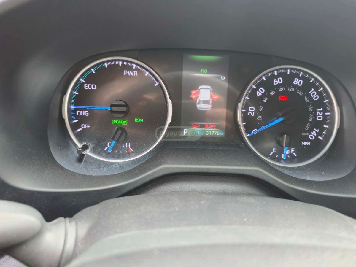Toyota RAV4 2022 — photo 2