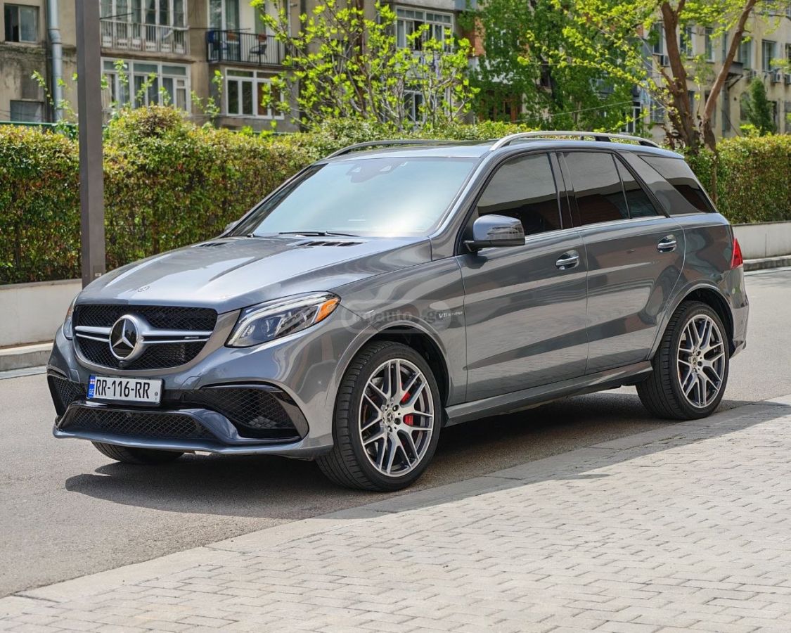 Mercedes-Benz GLE 63 AMG 2018 — photo 2