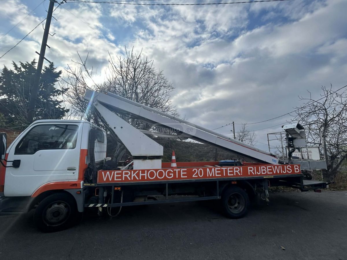 Nissan Cabstar