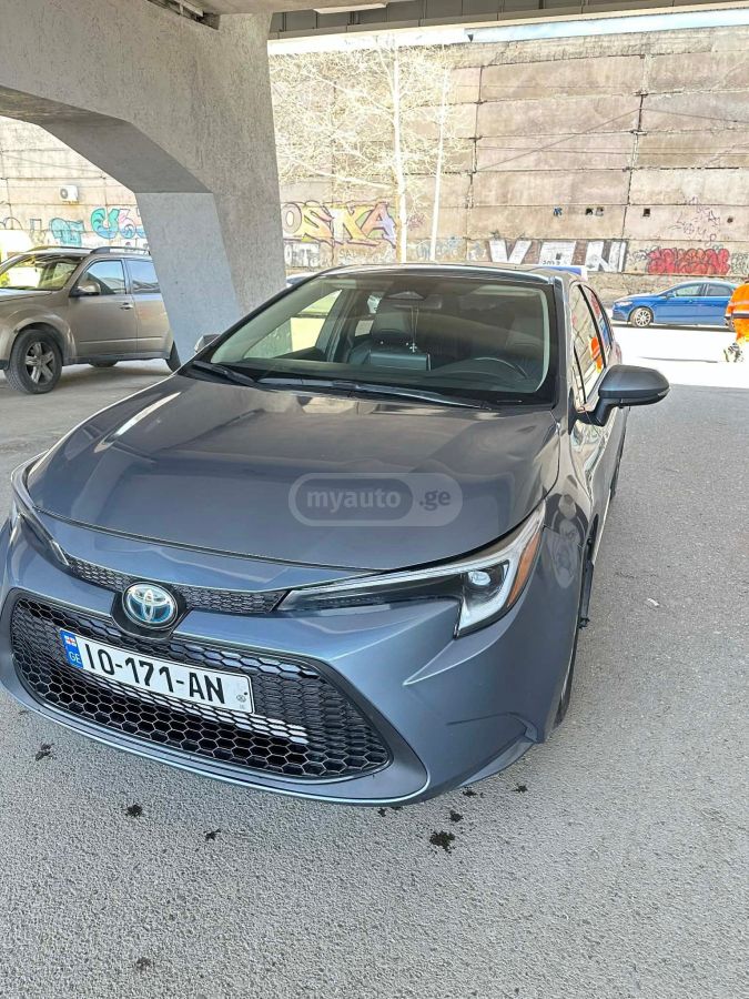 Toyota Corolla 2023 — photo 2