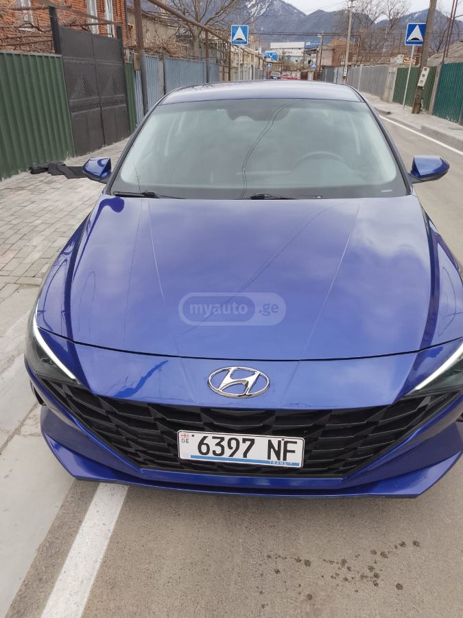 Hyundai Elantra 2023 — photo 2
