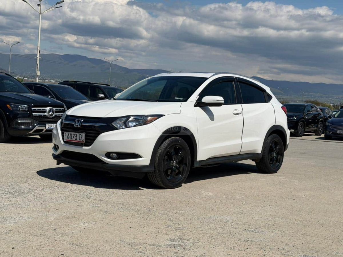 Honda HR-V 2018 — photo 2