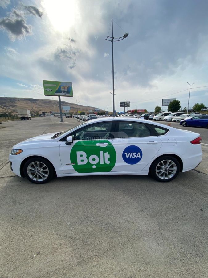Ford Fusion 2020 — photo 2