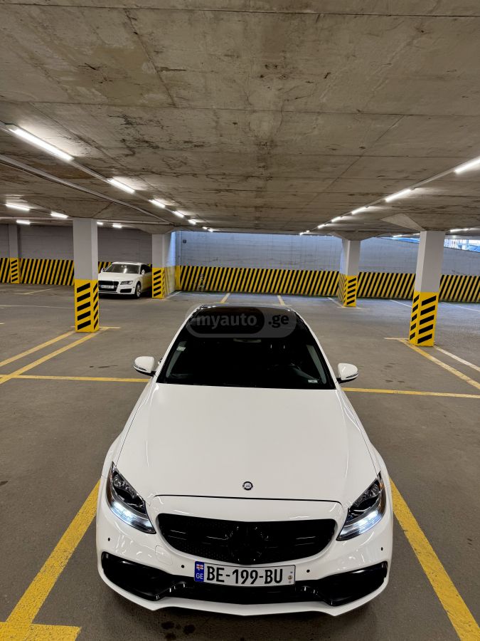 Mercedes-Benz C 300